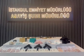Avcılar’da kuyumcu soyan şahıslara yapılan baskında evden uyuşturucu çıktı