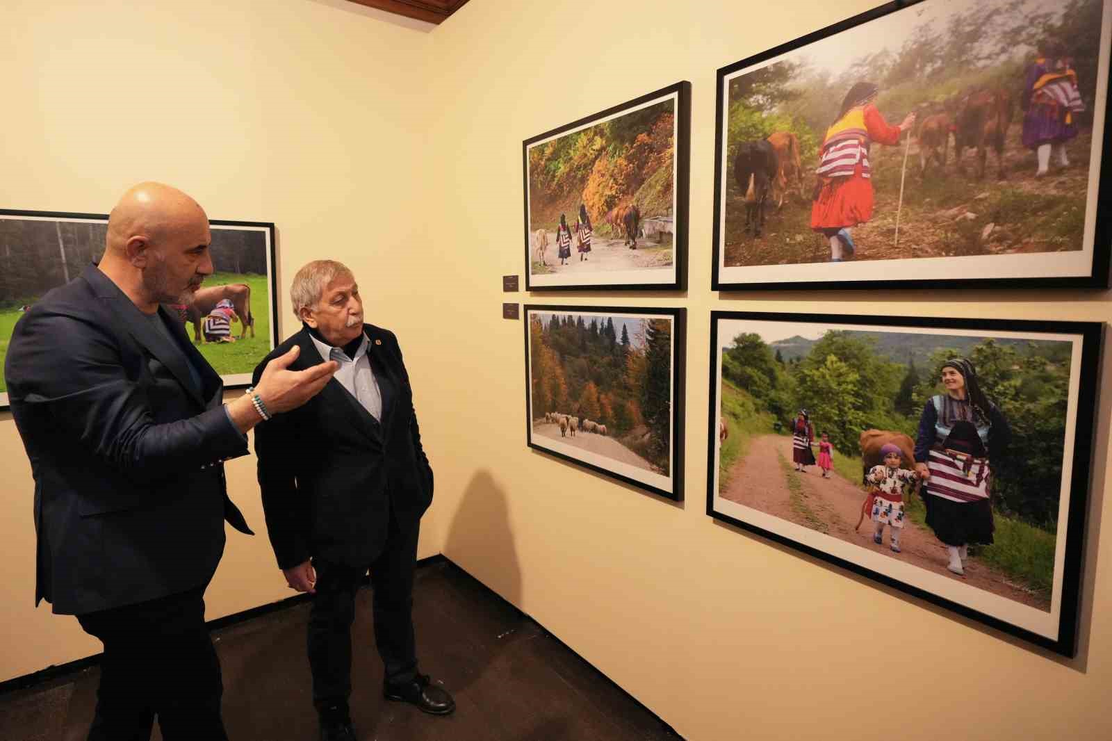 "Bu Topraklarda Kadın Olmak" Sergisi sanatseverlerle buluştu