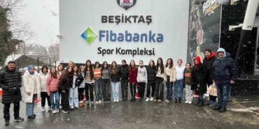 Osmanelispor Voleybol Takımı oyuncuları İstanbul’da unutulmaz bir gün geçirdi