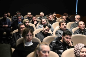 Payitaht Çarşı’daki BTSO üyeleri düzenlenen eğitimlerle e-ticarete adım atıyor