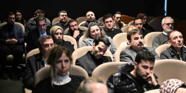 Payitaht Çarşı’daki BTSO üyeleri düzenlenen eğitimlerle e-ticarete adım atıyor