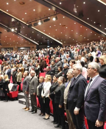 Sanat ve medya dünyası, İAÜ İletişim Ödülleri’nde bir araya geldi