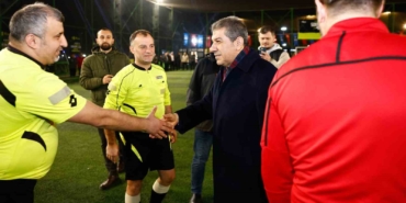 Esenler Sokak Ligi finalinde Fırat Aydınus düdük çaldı