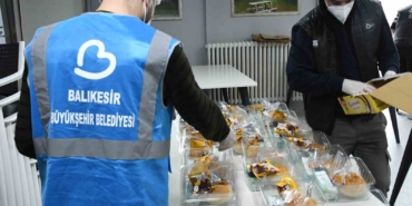 Başkan Akın: "Balıkesir’de hiçbir çocuk yatağa aç girmeyecek"