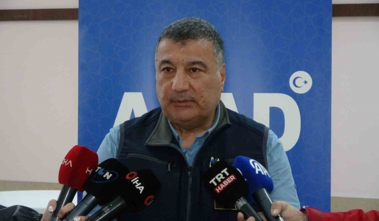 AFAD Deprem ve Risk Azaltma Müdürü Prof. Dr. Orhan Tatar: "Herhangi bir yıkıcı etkisi olmayacağını söylüyoruz"