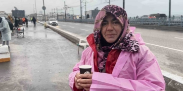 Olta balıkçıları kar soğuk dinlemedi, Galata Köprüsü’nde "rastgele" dedi