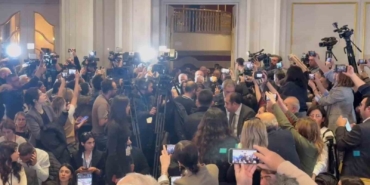 DEM Partili heyetin basın açıklamasına yerli ve yabancı basından yoğun ilgi