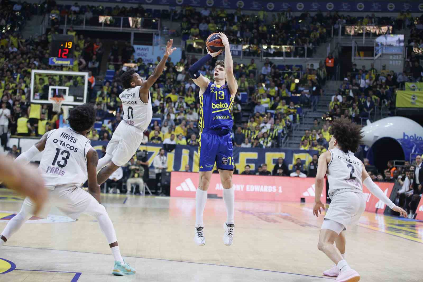Fenerbahçe, Euroleague’de play-off’u garantiledi