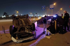 Bursa’da 3 aracın karıştığı zincirleme kazada 5 kişi yaralandı