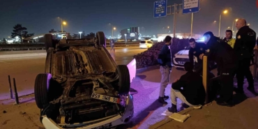 Bursa’da 3 aracın karıştığı zincirleme kazada 5 kişi yaralandı