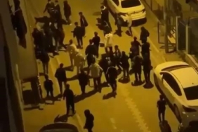 Ellerinde sopalarla mahalle bastılar; o anlar kamerada