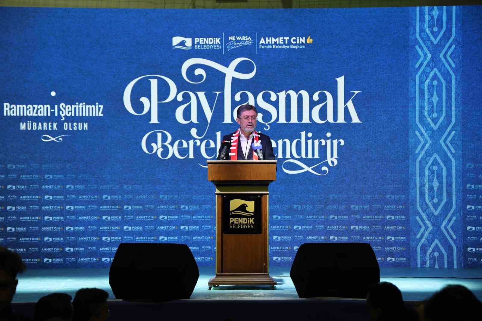 Bakan Yumaklı: "Vatandaşlarımızın sağlıklı ve güvenilir gıdaya ulaşması en doğal hakkıdır, denetimler bayramdan sonra da devam edecek"
