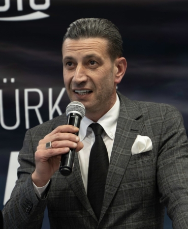 Suat Hekimoğlu: "IBA istediğine madalya veriyor"