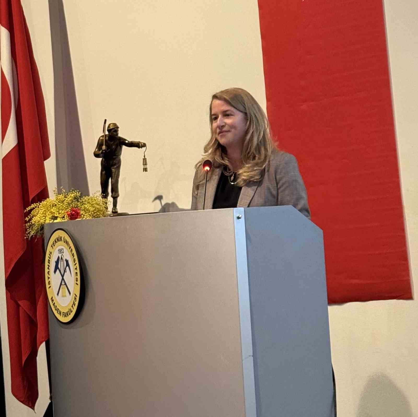 Öksüt’ten madencilik sektöründe kadınlara tam destek