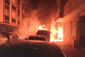 Bahçelievler’de 5 araç alev topuna döndü