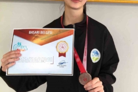 Büyükşehir karatecisi Sakarya’yı gururlandırdı