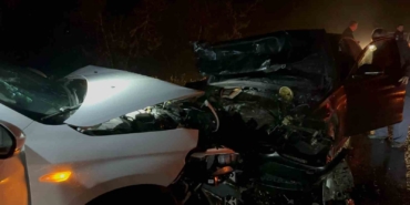 Bursa’da yağışlı havada feci kaza: 1’i ağır 5 yaralı