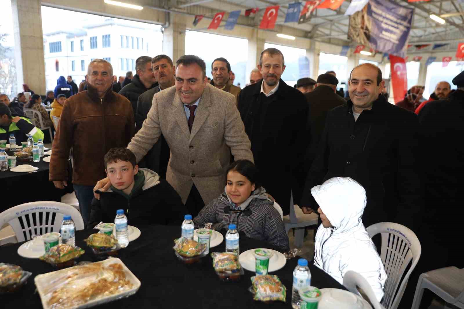 Orhaneli iftar sofrasında bir araya geldi