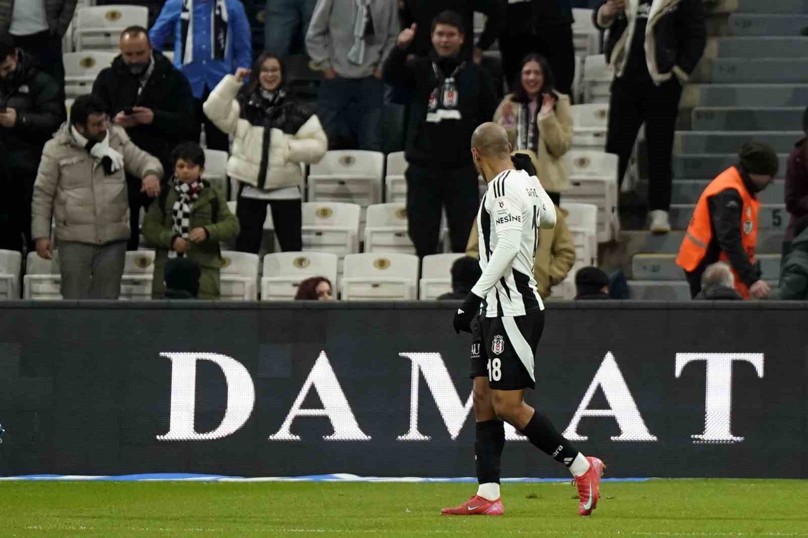 Joao Mario, ligde 2. golünü attı