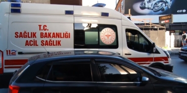 İstanbul trafiği durma noktasına geldi, ambulansın zor anları kameraya yansıdı