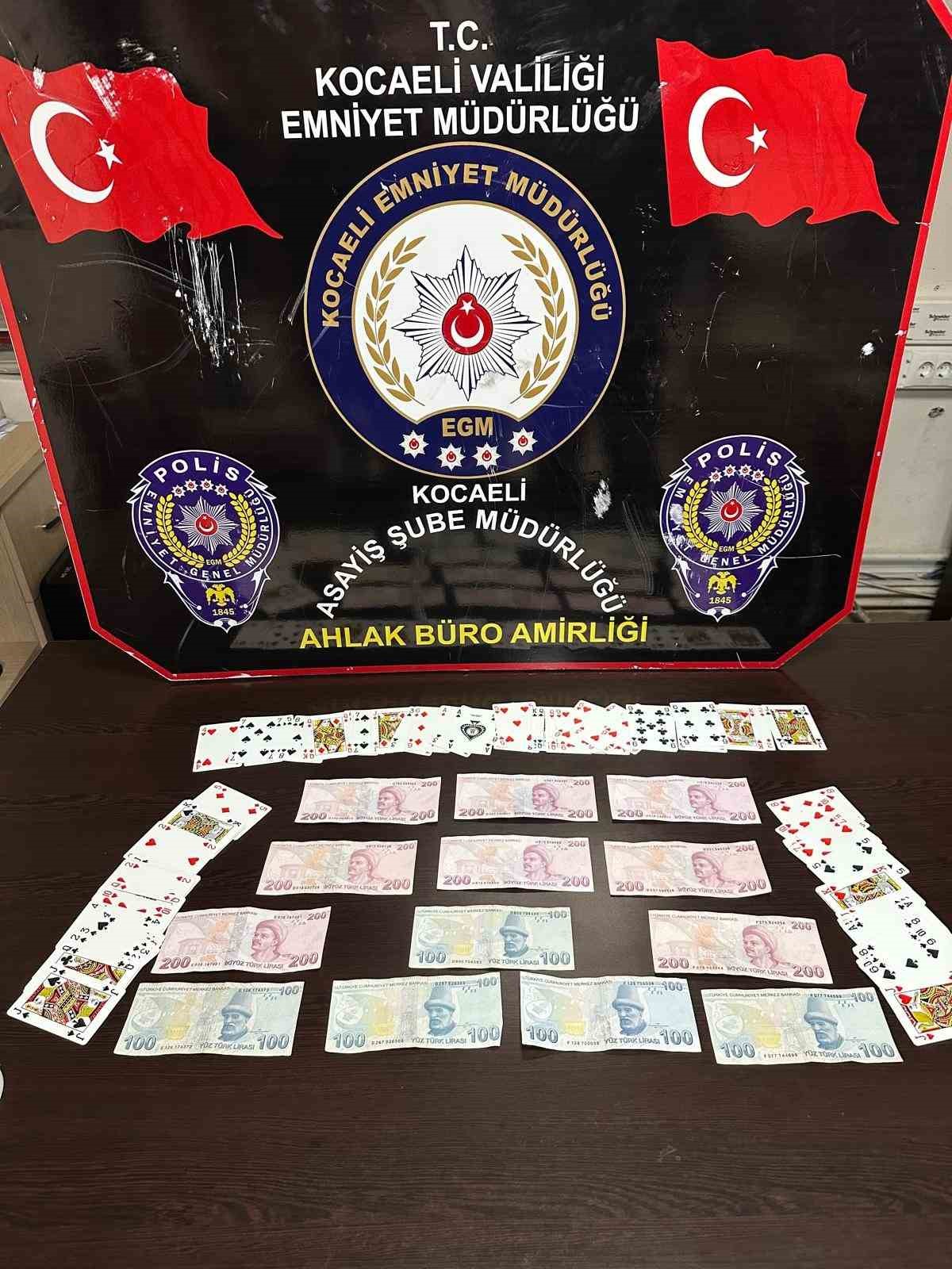 Kumar oynayan 4 kişiye 36 bin lira ceza