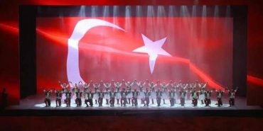 Çanakkale Zaferi’nin 110. yılında, "1915 - Bir Hilal Uğruna" sanatseverlerle buluşacak