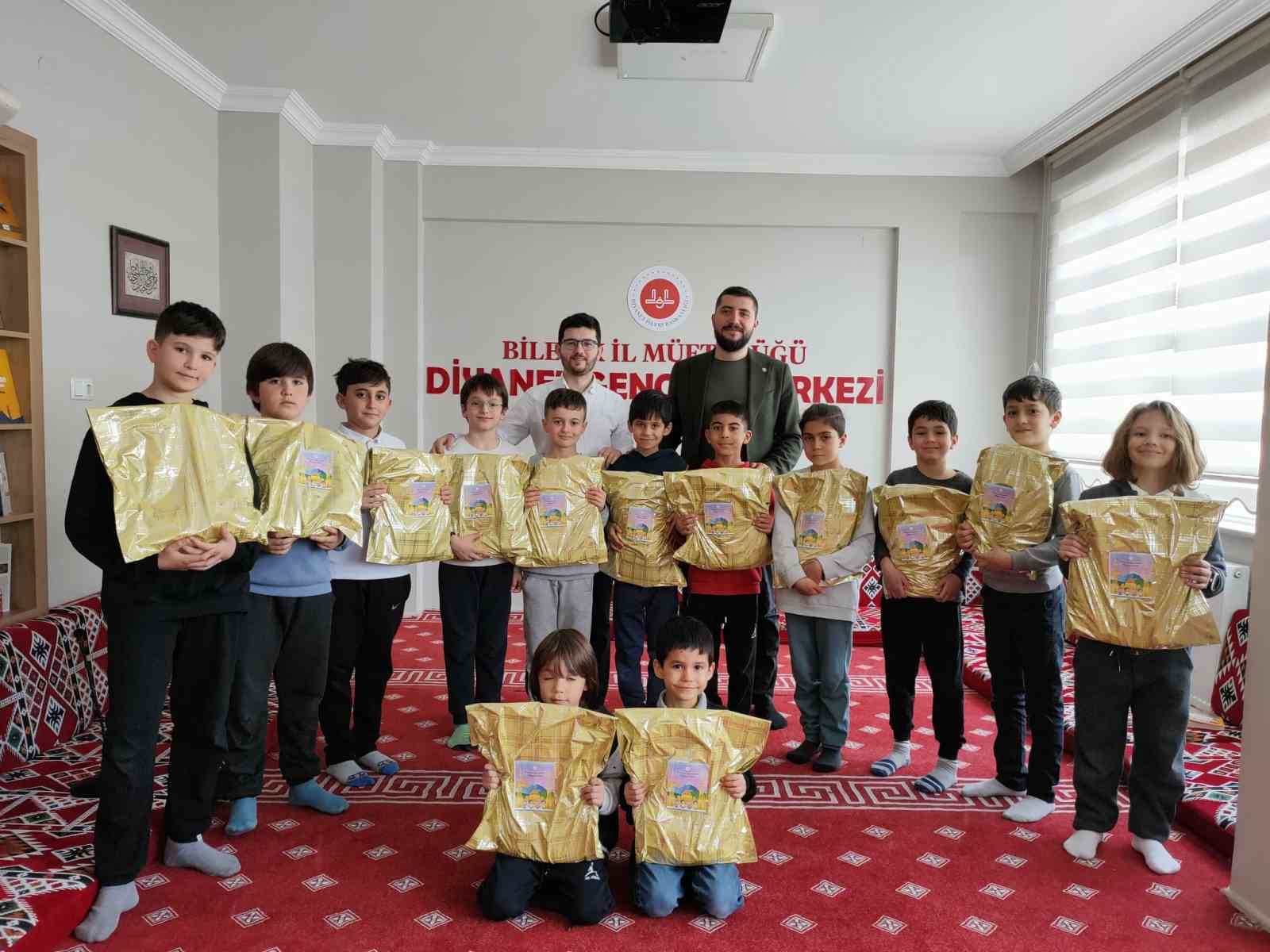 Miniklere anlamlı hediye