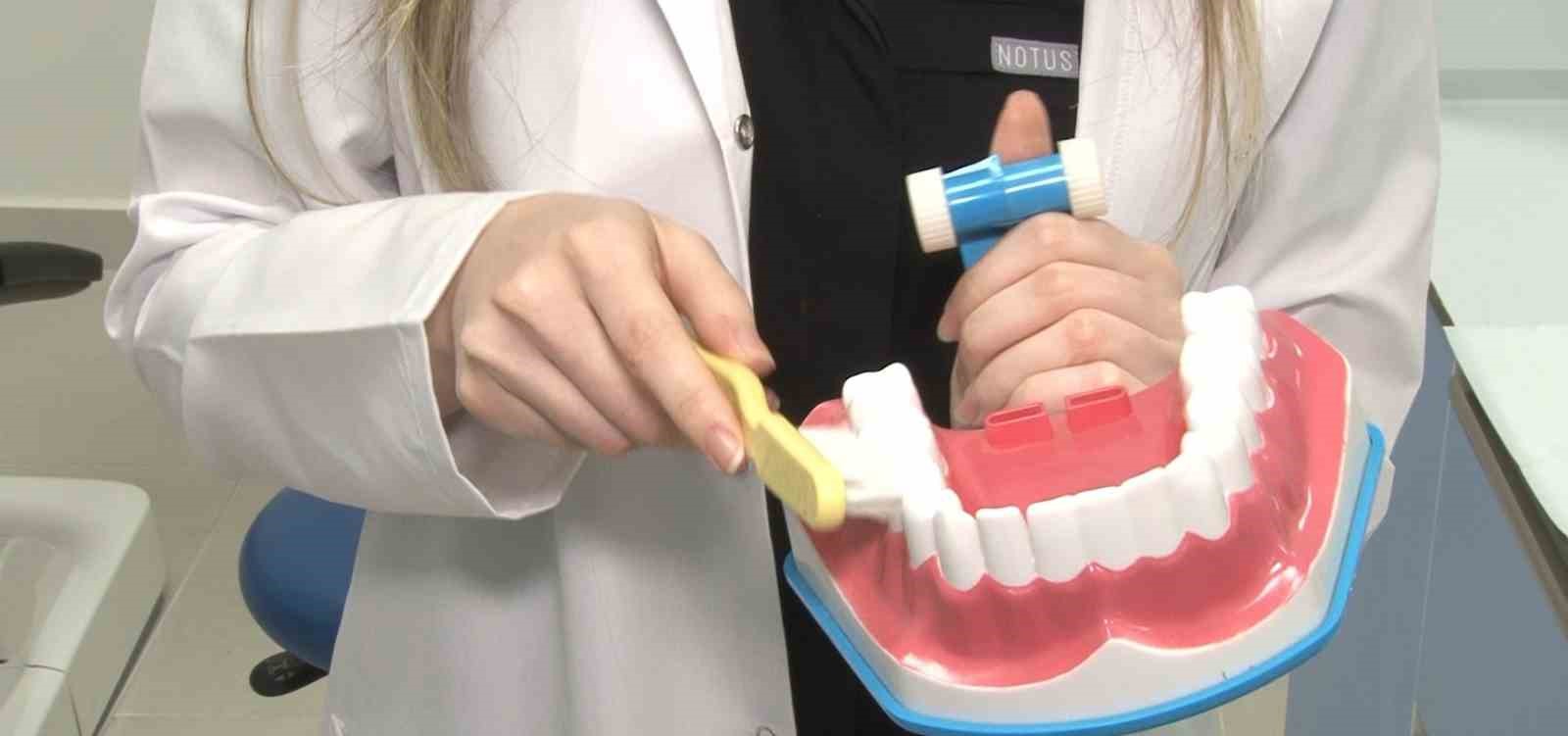 Uzmanından Ramazana özel uyarı: "Ağız bakımı aksatılırsa dişler hızla çürüyebilir"