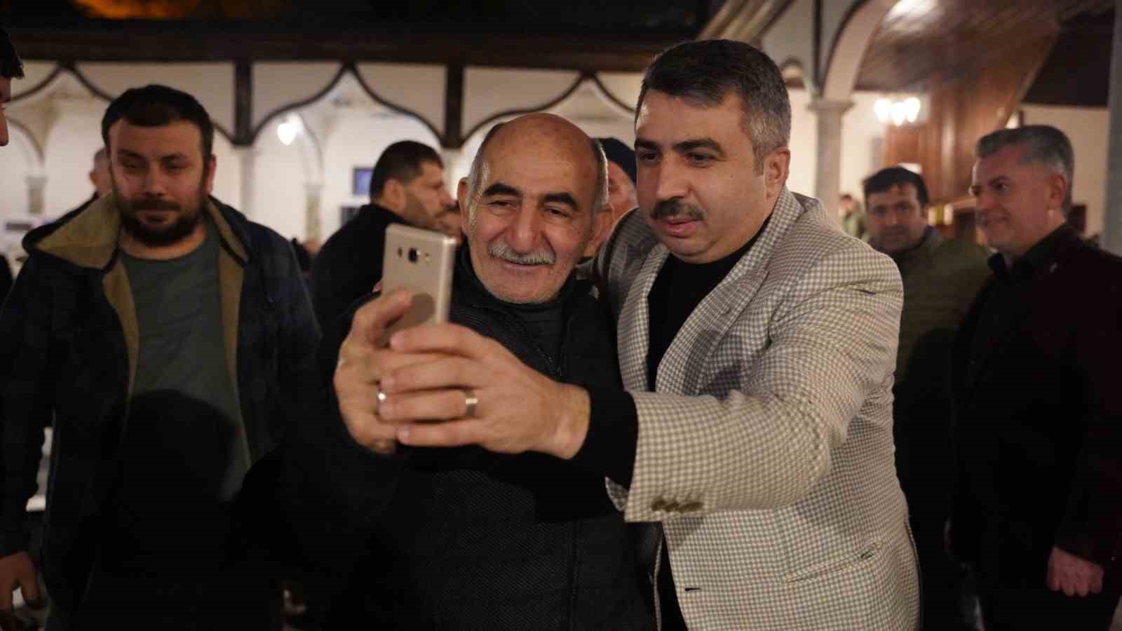 İlk teravih Emirsultan’da