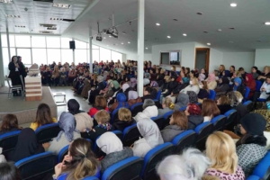 Esenyurt’un girişimci kadınlarına e-ticaret eğitimi