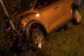 Kocaeli’de iki otomobil çarpıştı, sürücüler yaralandı