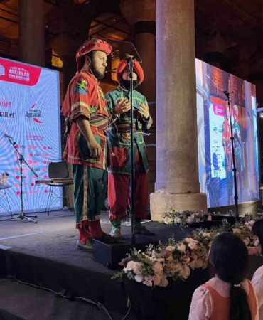 Bakan Ersoy, düzenlenen iftar programına katıldı