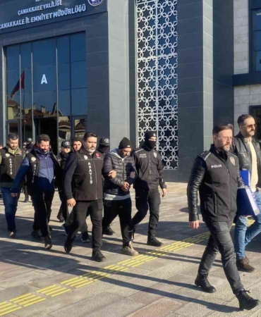 Çanakkale’de yaşlı vatandaşı 1 milyon TL dolandıran 6 şüpheli tutuklandı