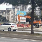 Kartal’da denize dökülen atık su çevreye kötü koku yaydı
