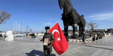 Şehitler için 555 bin adım atarak Çanakkale’ye geldi