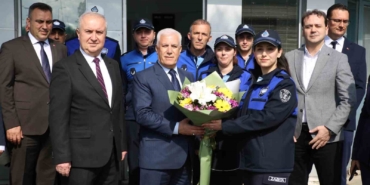 Başkan Bozbey’den bayramda çalışan ekiplere ziyaret