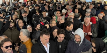 Hayatını kaybeden sanatçı Tanyeli son yolculuğuna uğurlandı