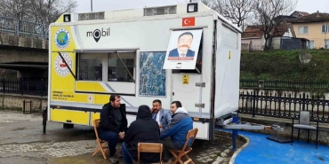 Bu da karavanlı seyyar muhtar: Hizmeti vatandaşın ayağına kadar götürüyor