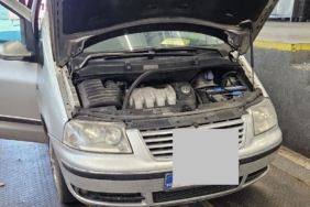 Türkiye’ye sokulmak istenen otomobilin akaryakıt deposuna gizlenen 12 kilo 180 gram esrar ele geçirildi