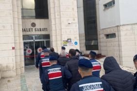 Balıkesir’de 16 düzensiz göçmen yakalandı