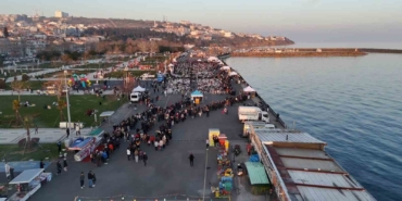 Belediyenin iftarında self servis krizi