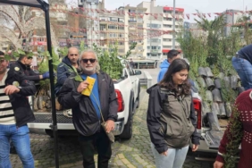 Bandırma’da ücretsiz fidan dağıtımı gerçekleştirildi
