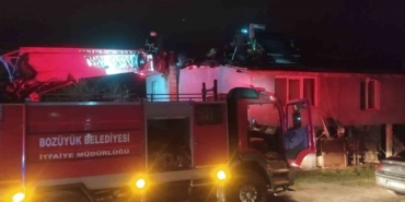 Bozüyük’te çatı yangını