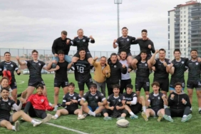 Körfezli Ragbiciler şampiyonluk grubunda