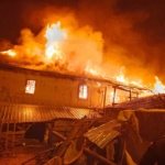 Bilecik’te çıkan yangında ahşap ev kullanılamaz hale geldi