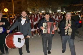 İlçe halkını Rumeli ezgileriyle sahura uyandırdılar