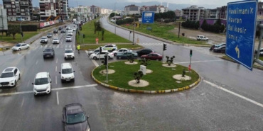 Edremit’te bayram trafiği havadan görüntülendi