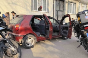 Polisin ’Dur’ ihtarından kaçan otomobil, uyuşturucu yuvası çıktı