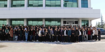 ’Geleceğime Yön Veriyorum’ projesi devam ediyor