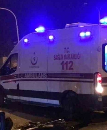 Küçük Sanayi Sitesi’nde yaşanan trafik kazasında 1 kişi yaralandı
